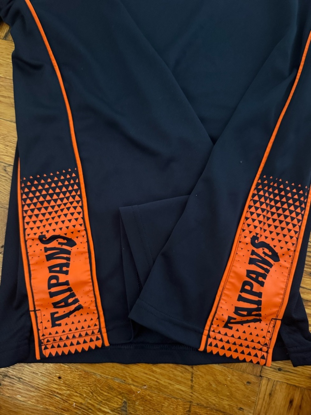 Champion NBL Cairns Taipans Navy and Orange Athletic Tee - Picture 4 of 5